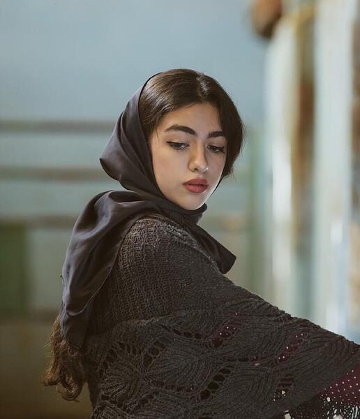 عکس فیک واقعی دختر ۱۶ ساله