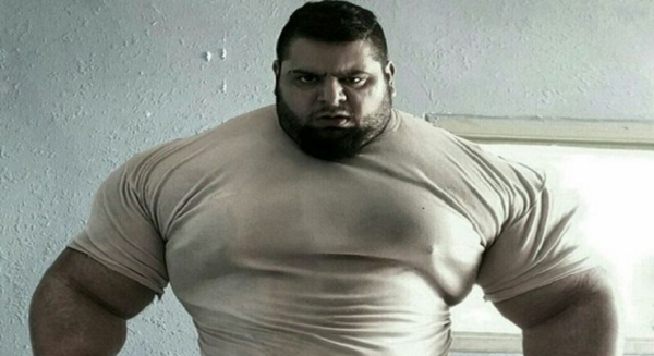 عکس فیک مرد هیکلی