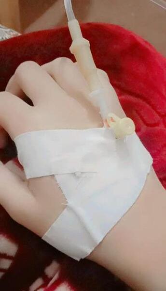 عکس فیک دخترونه سرم زدن