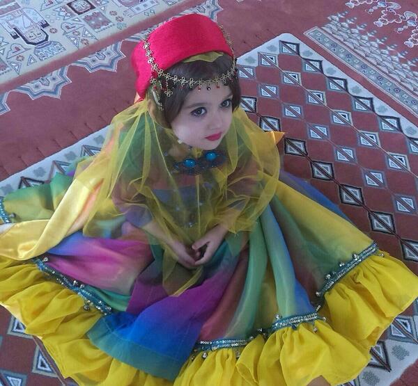 عکس لباس محلی لری دخترانه