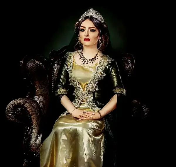 عکس لباس کردی دخترانه مشکی