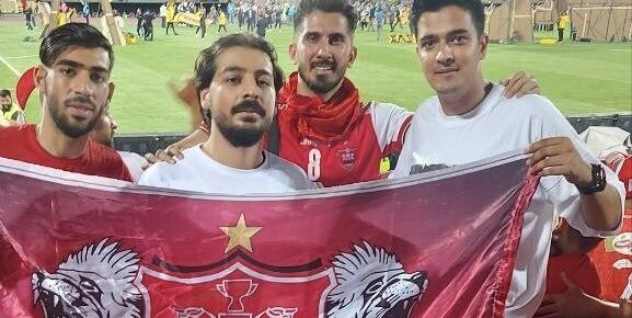 عکس پرچم تراکتور و پرسپولیس