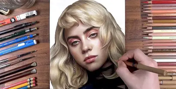 عکس نقاشی صورت با مداد رنگی