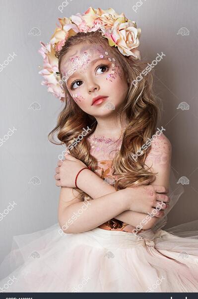 عکس نقاشی رو صورت پرنسسی