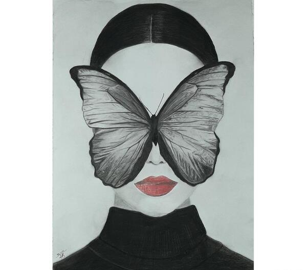 عکس نقاشی روی صورت شکل پروانه
