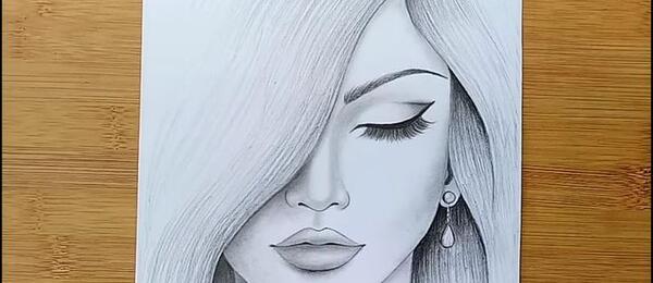 عکس نقاشی چهره ی دختر غمگین