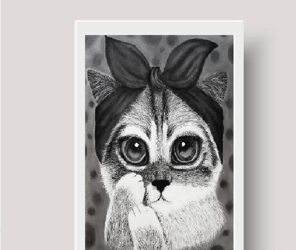 عکس نقاشی روی صورت گربه سیاه