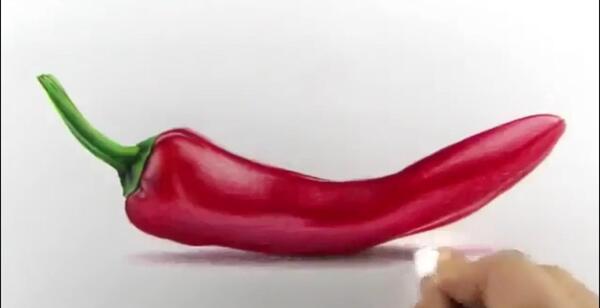 عکس نقاشی حرفه ای با مداد رنگی
