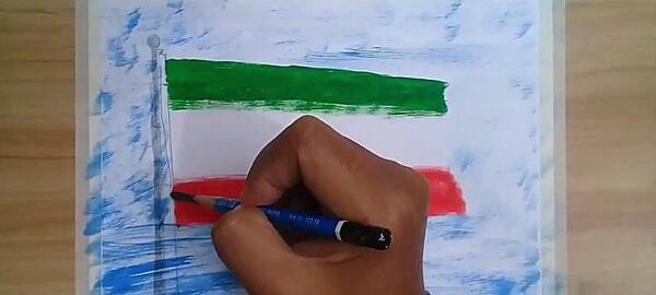 عکس نقاشی پرچم ایران با مداد رنگی