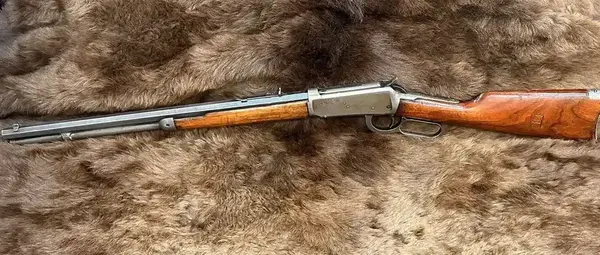 عکس نقاشی تفنگ وینچستر