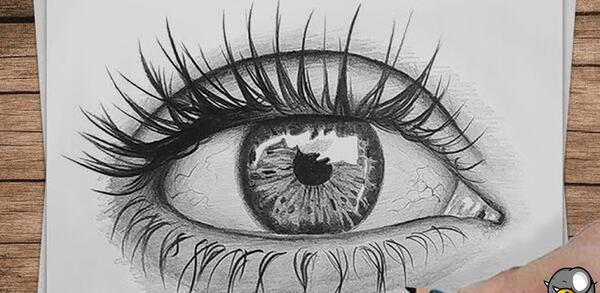 عکس نقاشی چشم ساده با مداد