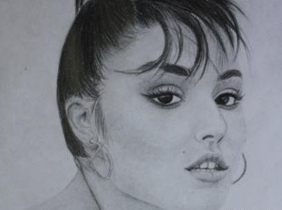 عکس نقاشی چهره ساده با مداد سیاه