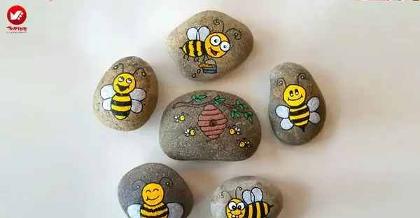 عکس نقاشی روی سنگ با گواش آسان