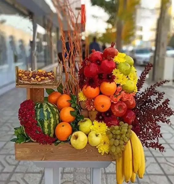 عکس نقاشی ظرف میوه شب یلدا