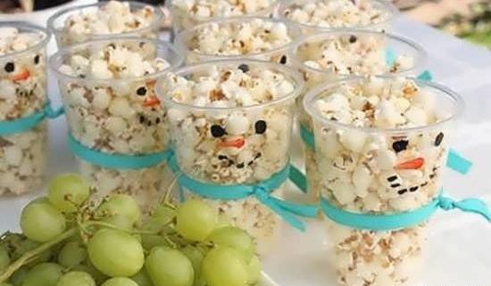 عکس ایده برای تزیین شب یلدا در مدرسه