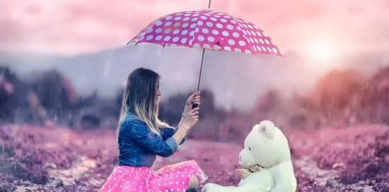 عکس دختر با عروسک برای پروفایل
