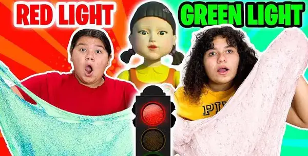 عکس عروسک چراغ قرمز