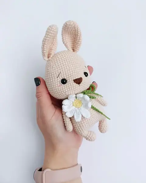 عکس عروسک کوچولو بافتنی