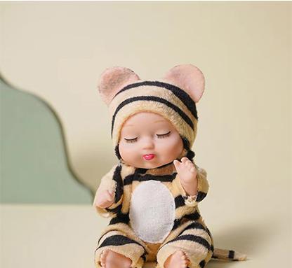 عکس عروسک نوزاد دخترانه