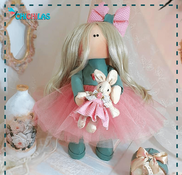 عکس از عروسک فروشی