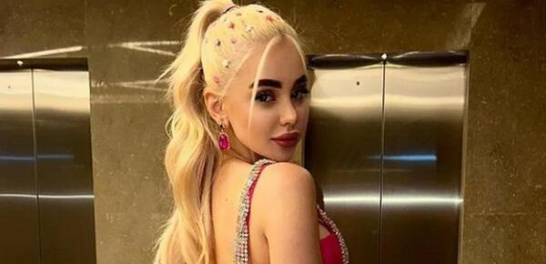 عکس نیکا فلاحی با امیر روز