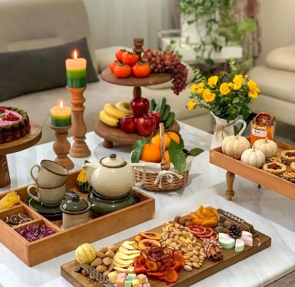 عکس ایده چیدمان یلدا روی زمین