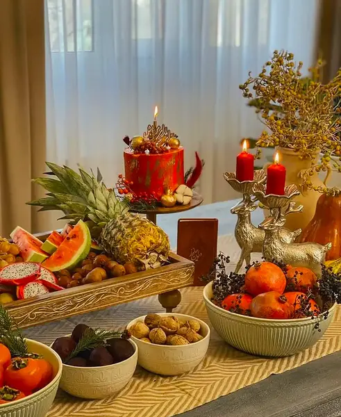 عکس ایده چیدمان یلدایی ساده و شیک