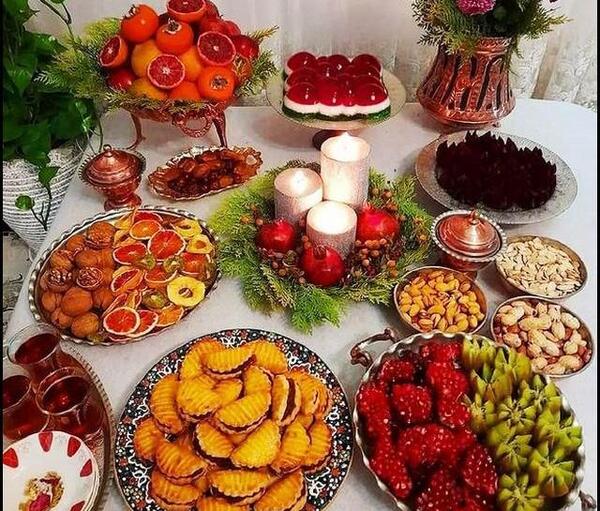 عکس ایده چیدمان یلدایی ساده و شیک
