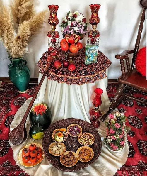 عکس چند ایده برای یلدا مدرسه