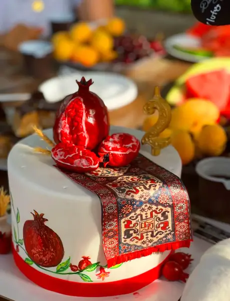 عکس ایده کیک یلدا