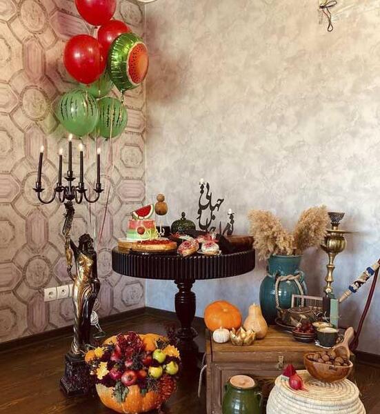 عکس ایده میز یلدایی