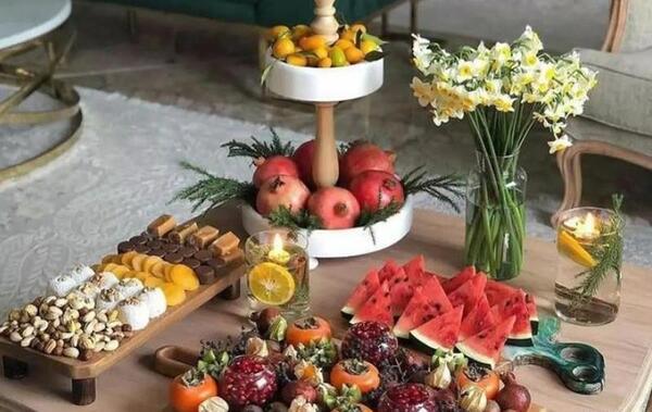 عکس ایده میز یلدایی ساده