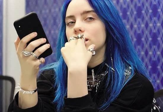 بیوگرافی عکس بیلی ایلیش برای پروفایل