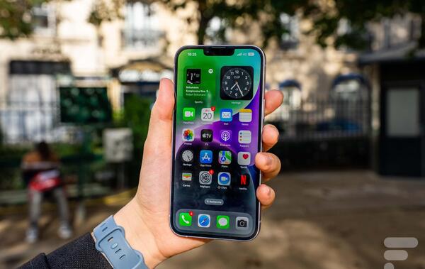 عکس صفحه نمایش ایفون