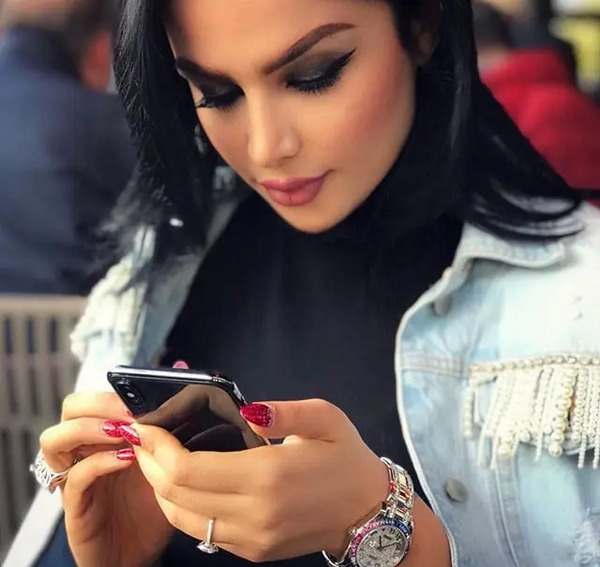 عکس های عروسی دنیا جهانبخت