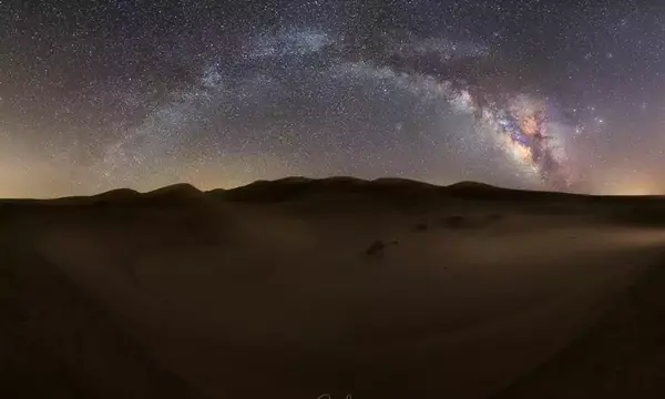 عکس کویر با چفیه