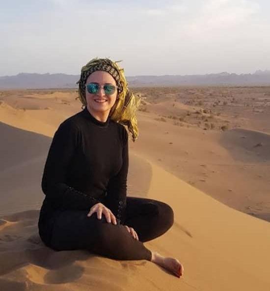 عکس با چفیه در کویر