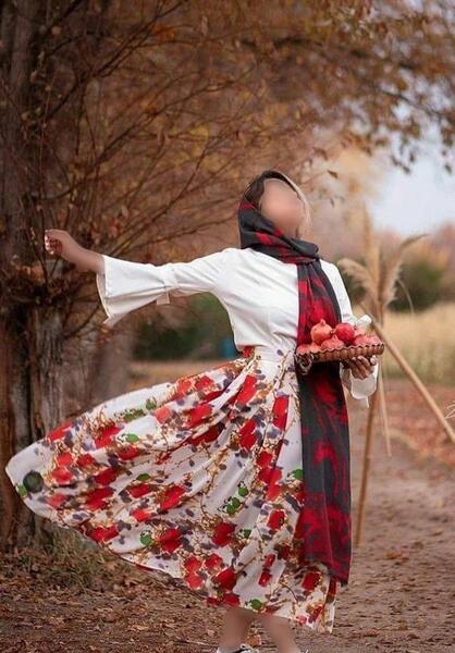 عکس مدل لباس شب یلدا زنانه پوشیده