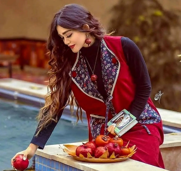 عکس لباس برای شب یلدا شیک