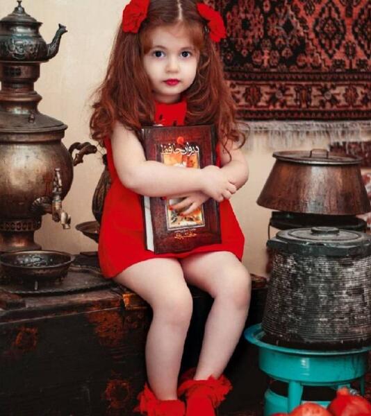 عکس ژست عکاسی یلدا