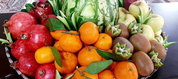 عکس ایده تزیین میوه یلدایی