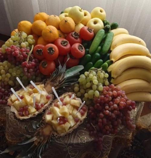 عکس ایده تزیین میوه یلدا ساده