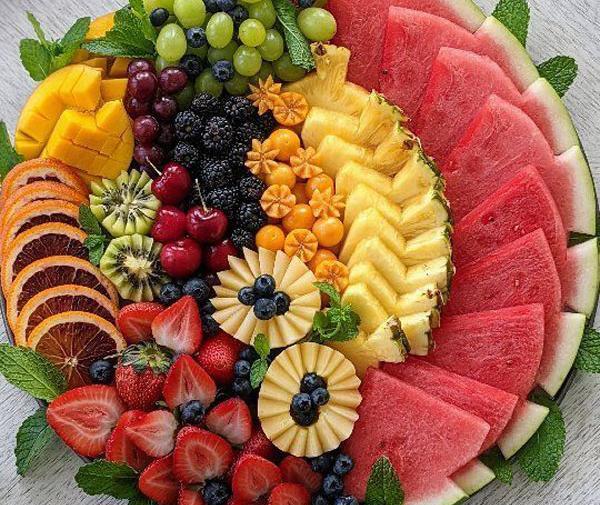 عکس ایده تزیین میوه یلدا ساده