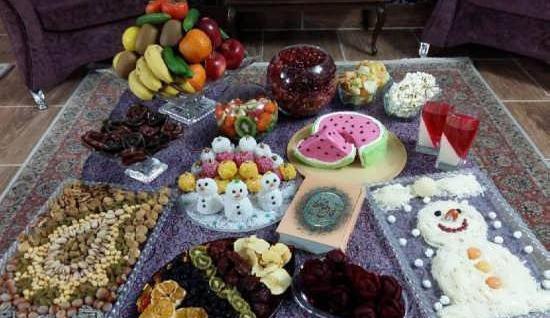 عکس ایده های تزیین سفره شب یلدا