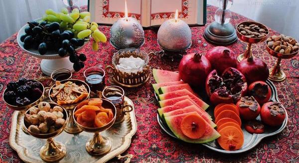 عکس ایده تزیین یلدایی مدرسه