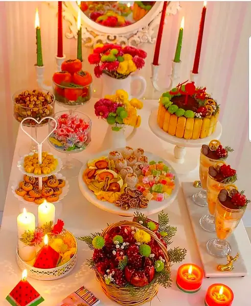 عکس ایده تزیین میز یلدا ساده