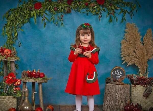 عکس ایده عکاسی یلدا برای نوزاد