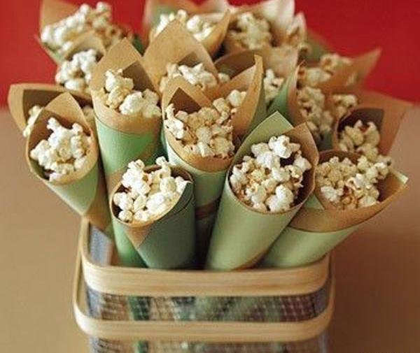 عکس ایده پفیلا برای شب یلدا مدرسه