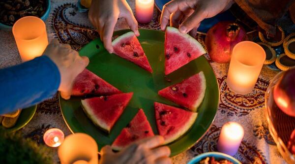 عکس ایده شب یلدا با هندوانه