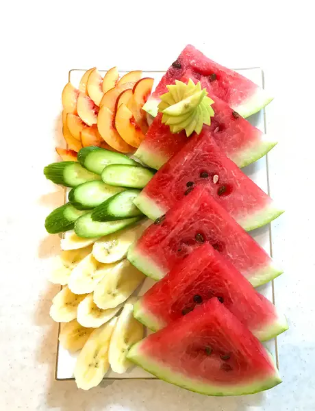 عکس ایده شب یلدا با هندوانه